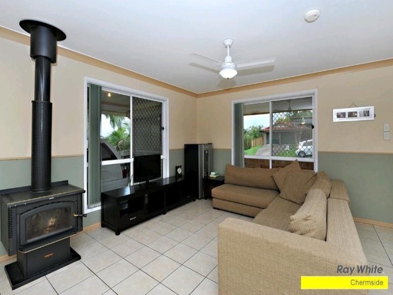 6 Seaforth Close, Albany Creek QLD 4035