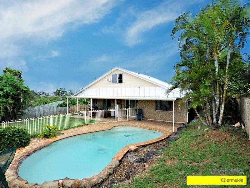 6 Seaforth Close, Albany Creek QLD 4035
