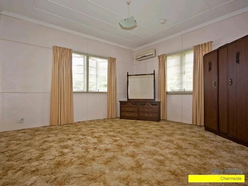 Wavell Heights QLD 4012