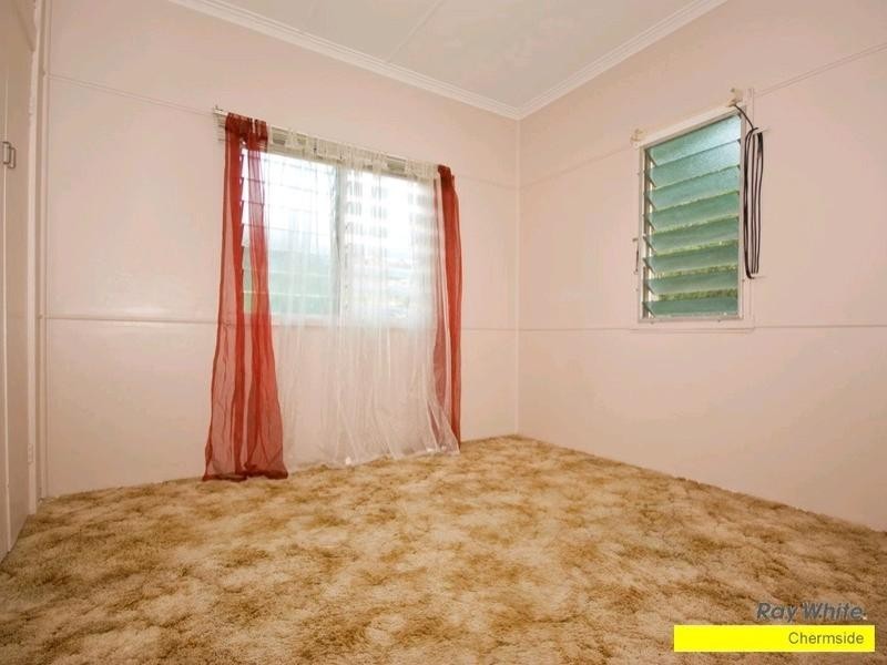 Wavell Heights QLD 4012