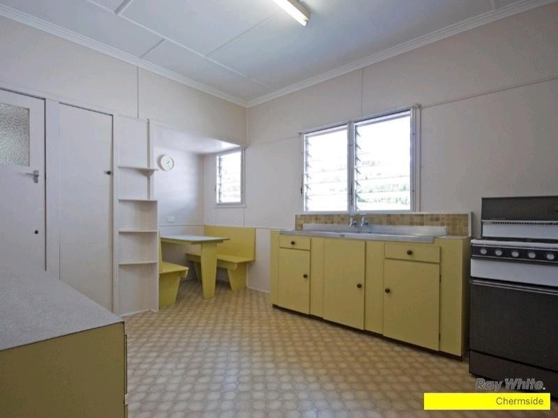 Wavell Heights QLD 4012