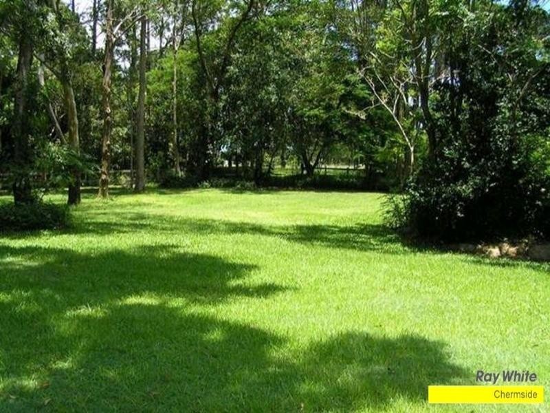 63 Neville Road, Bridgeman Downs QLD 4035