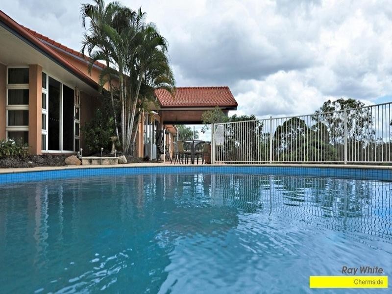 95 Priestley Road, Bridgeman Downs QLD 4035