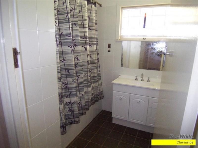 9 Goodfellows Road, Kallangur QLD 4503