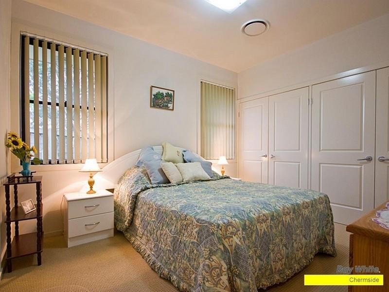 15 Cerbaia Close, Bridgeman Downs QLD 4035