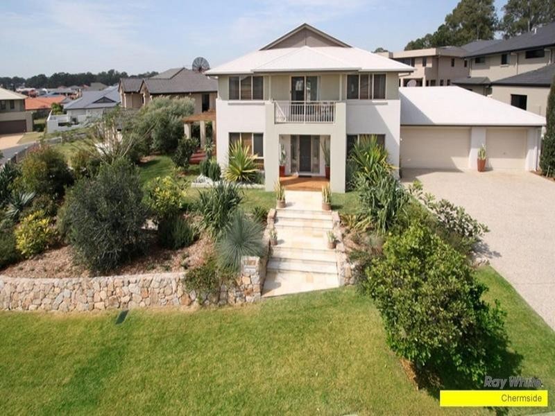 8 Cerbaia Close, Bridgeman Downs QLD 4035