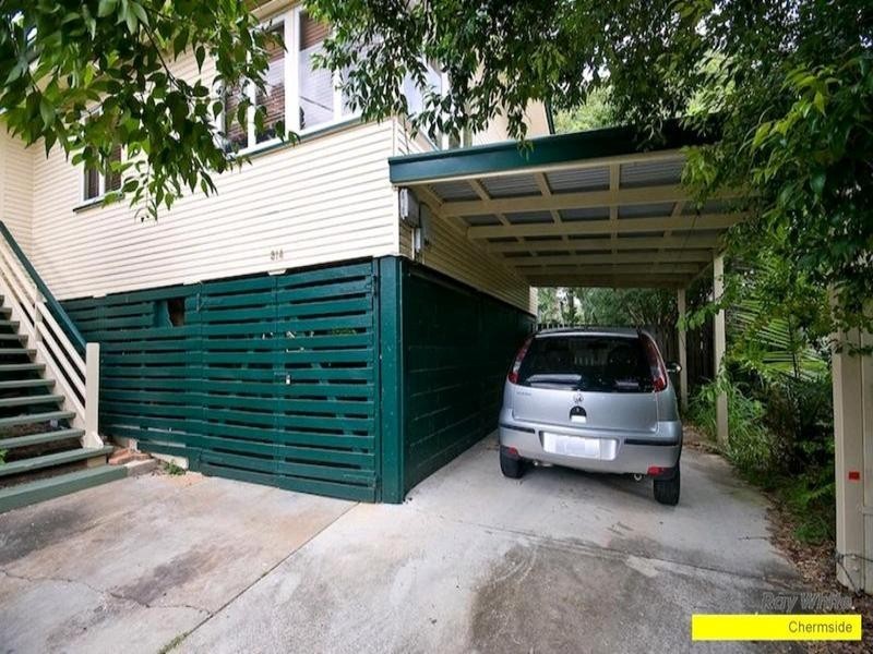 314 Kitchener Road, Stafford Heights QLD 4053