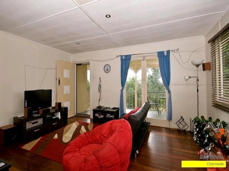 314 Kitchener Road, Stafford Heights QLD 4053