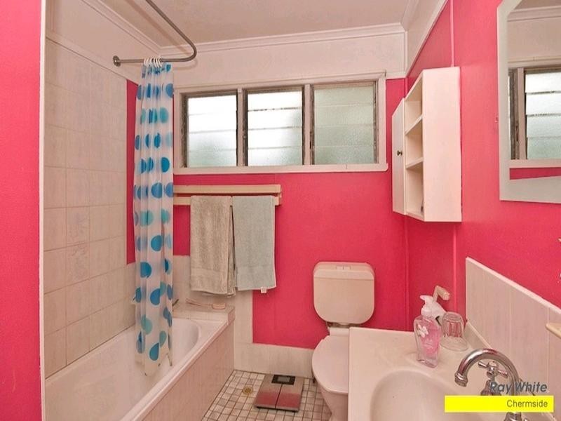 314 Kitchener Road, Stafford Heights QLD 4053