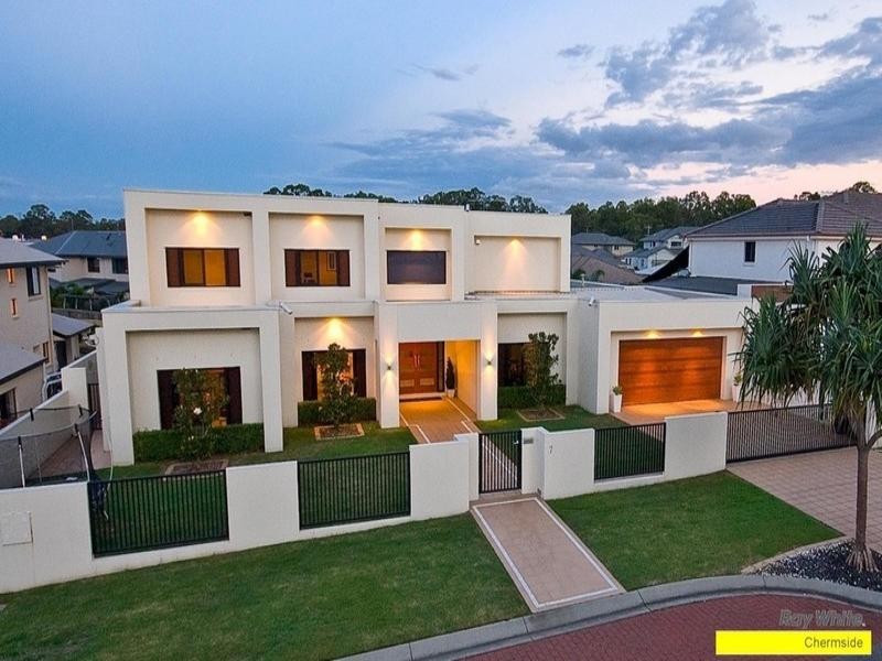 7 Estonia Avenue, Bridgeman Downs QLD 4035