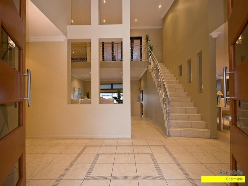 7 Estonia Avenue, Bridgeman Downs QLD 4035