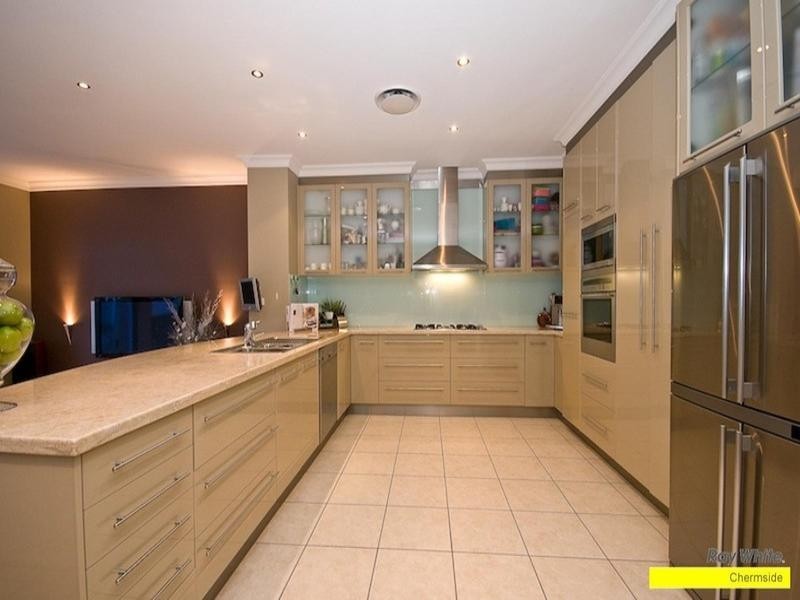 7 Estonia Avenue, Bridgeman Downs QLD 4035