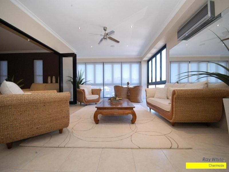 7 Estonia Avenue, Bridgeman Downs QLD 4035