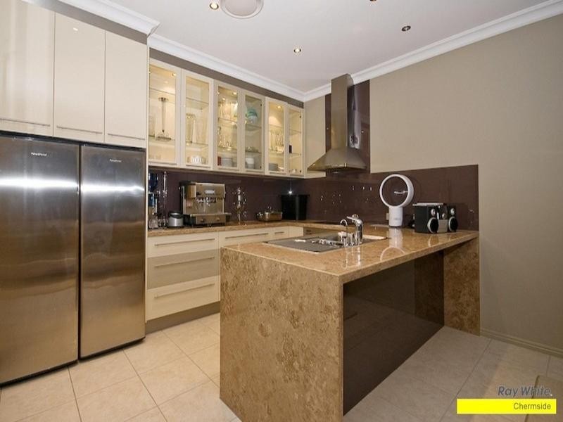 7 Estonia Avenue, Bridgeman Downs QLD 4035