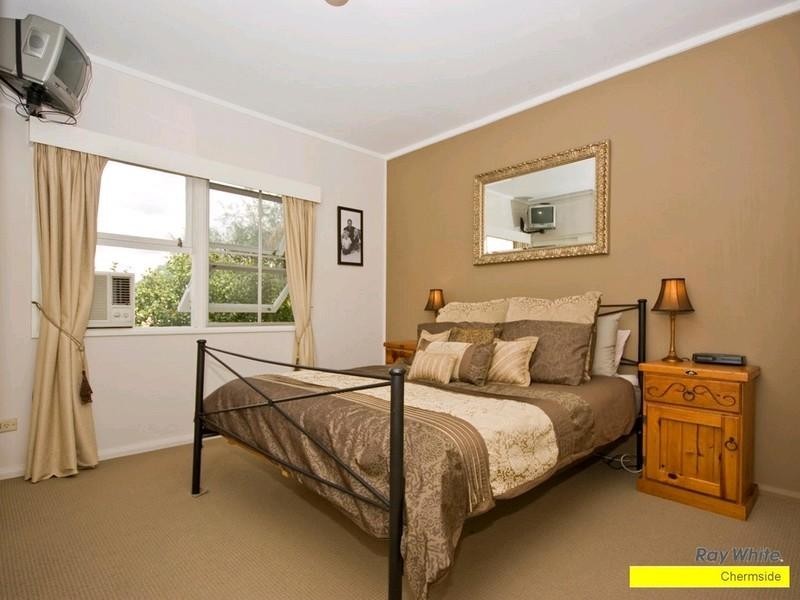 54 Halsmere Street, Geebung QLD 4034