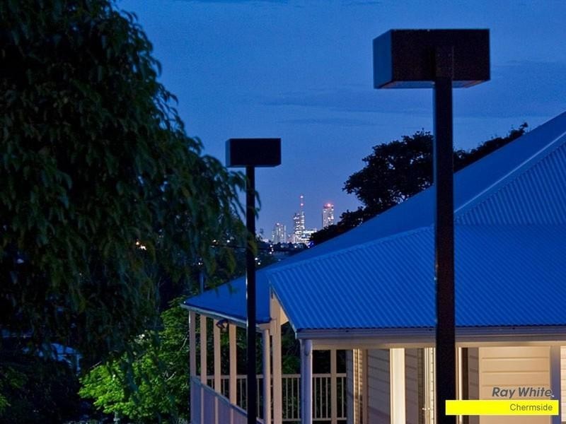 98 Rode Road, Wavell Heights QLD 4012