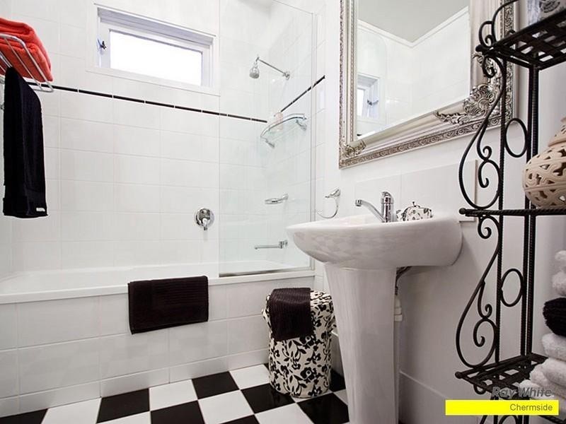 98 Rode Road, Wavell Heights QLD 4012