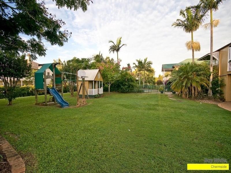 45 Priestley Road, Bridgeman Downs QLD 4035