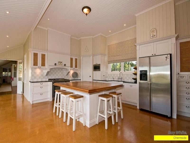 45 Priestley Road, Bridgeman Downs QLD 4035