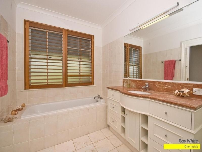 45 Priestley Road, Bridgeman Downs QLD 4035