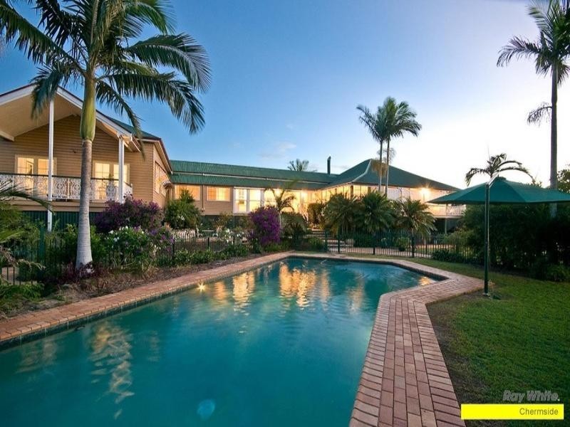 45 Priestley Road, Bridgeman Downs QLD 4035