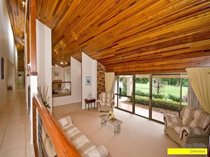 2073 Roghan Road, Bridgeman Downs QLD 4035