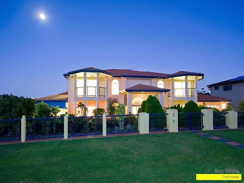 2 Castlehaven Close, Chermside West QLD 4032