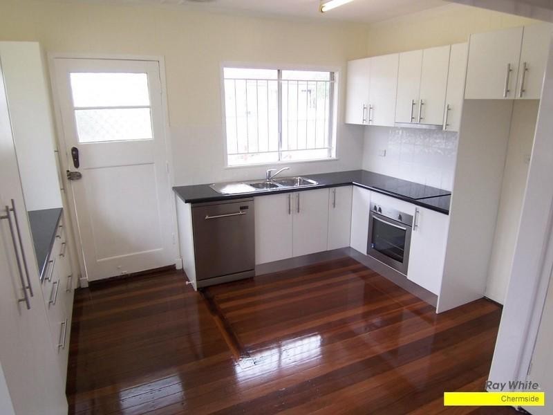 43 Pfingst Road, Wavell Heights QLD 4012