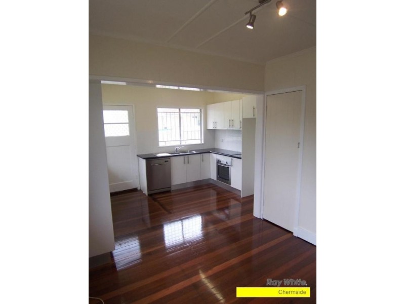 43 Pfingst Road, Wavell Heights QLD 4012