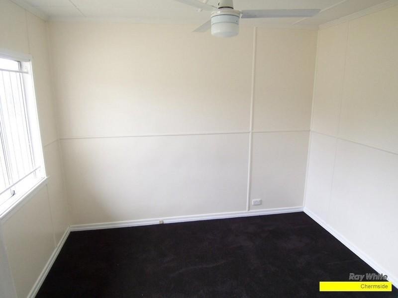 43 Pfingst Road, Wavell Heights QLD 4012