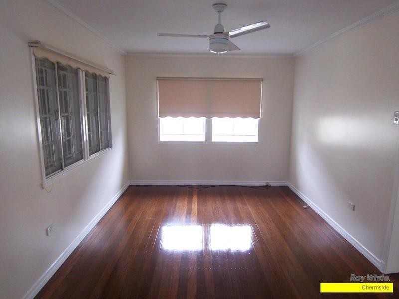 43 Pfingst Road, Wavell Heights QLD 4012