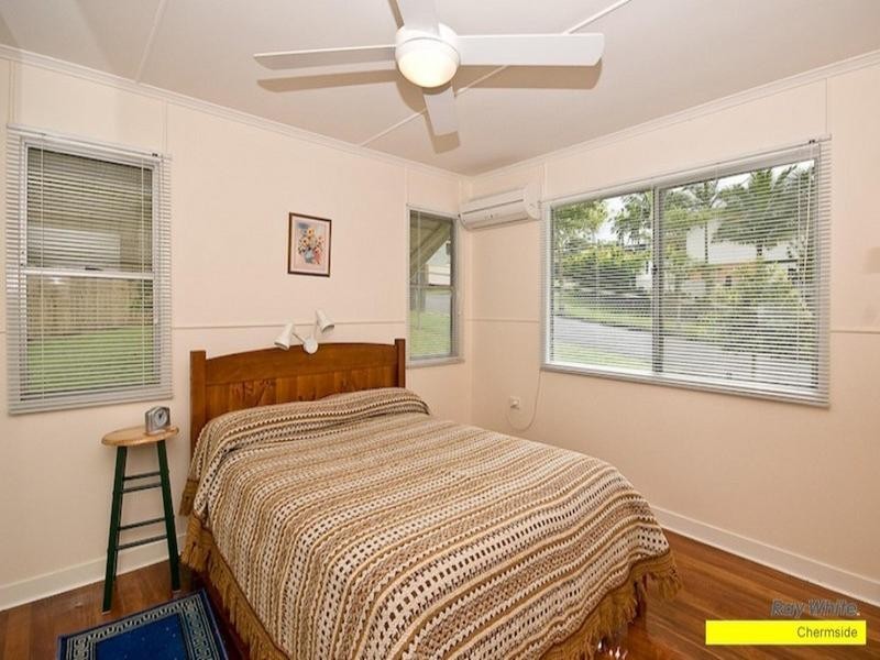 Stafford Heights QLD 4053