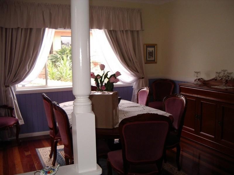 15 Woodgate Street, Ferny Hills QLD 4055