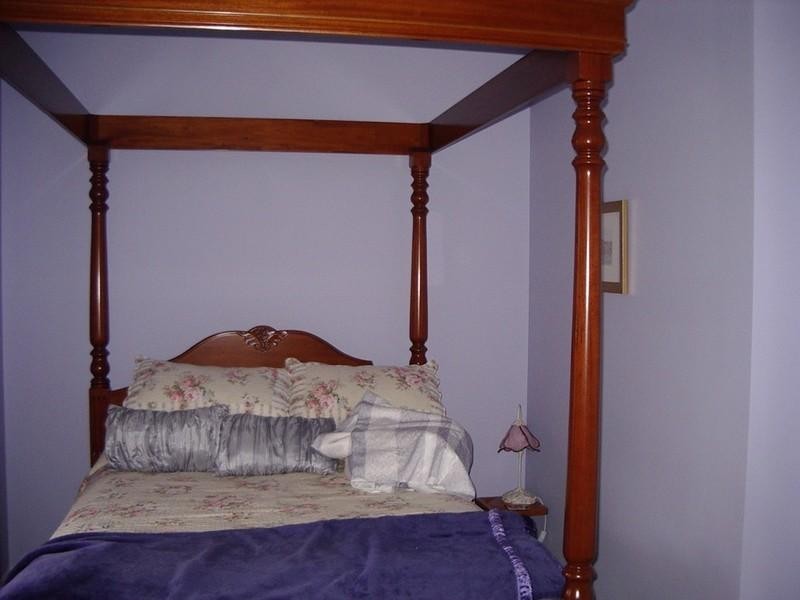 15 Woodgate Street, Ferny Hills QLD 4055