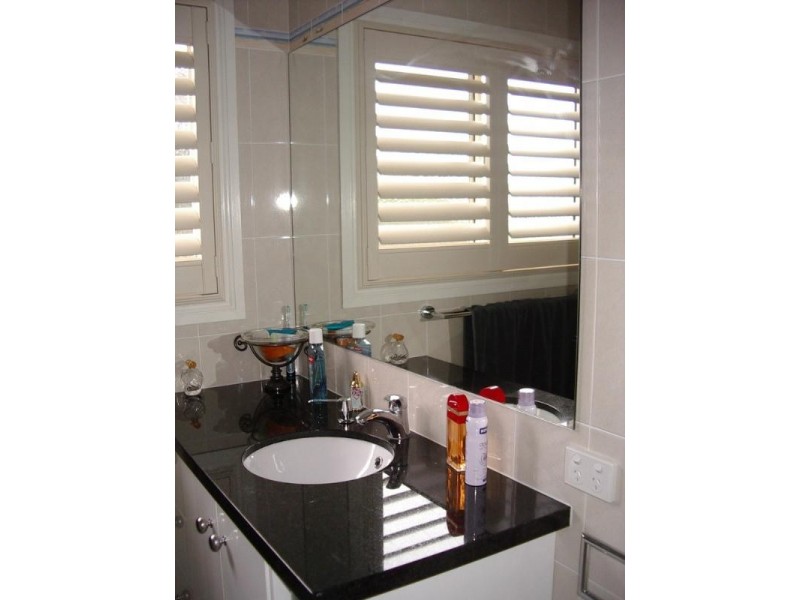 15 Woodgate Street, Ferny Hills QLD 4055