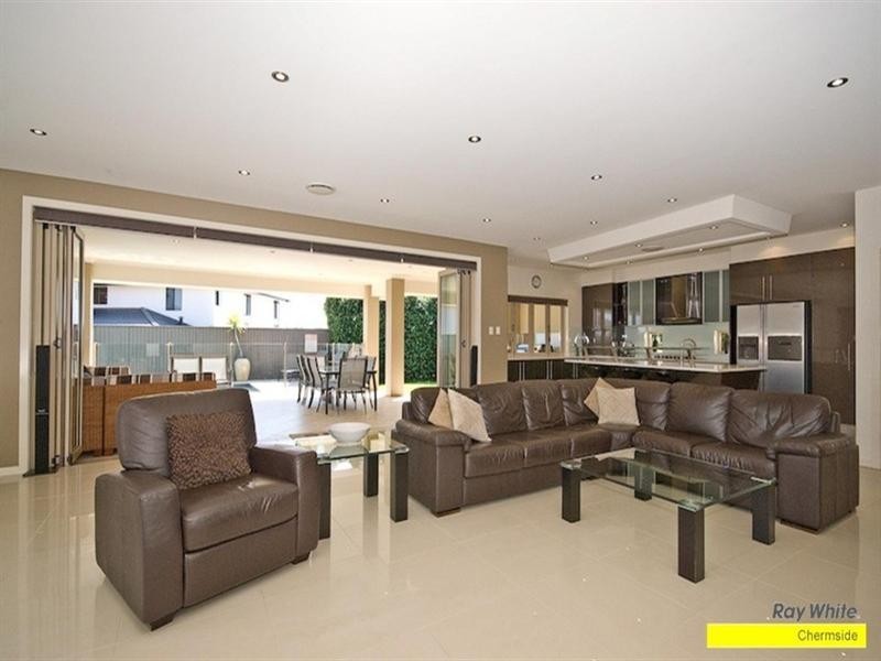 Bridgeman Downs QLD 4035