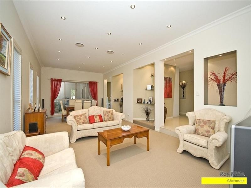 Bridgeman Downs QLD 4035