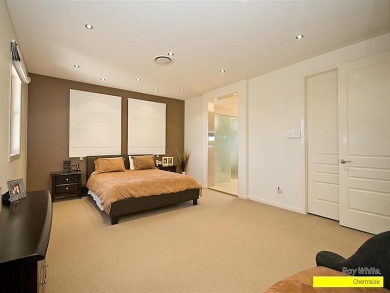 Bridgeman Downs QLD 4035