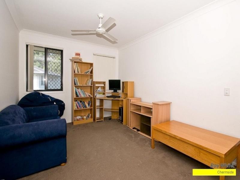 33 Diamond Avenue, Kallangur QLD 4503