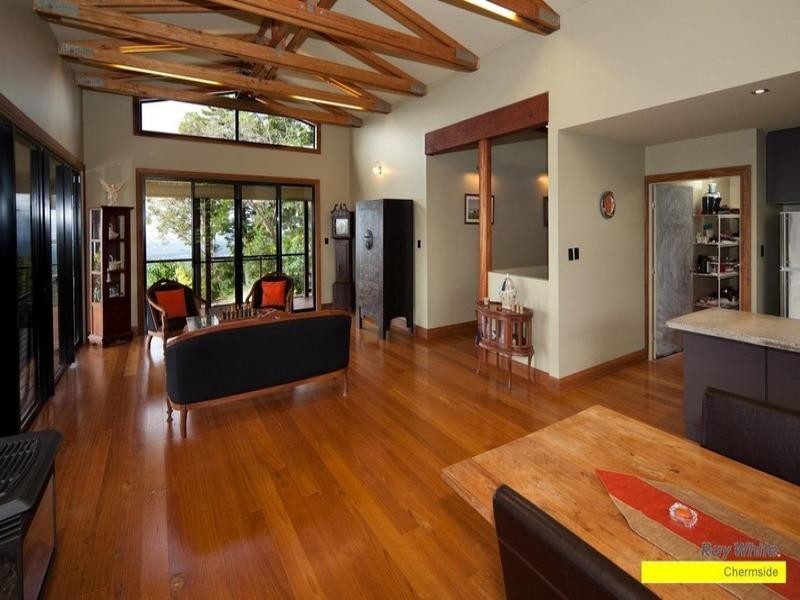 214 Hovard Road, Maleny QLD 4552