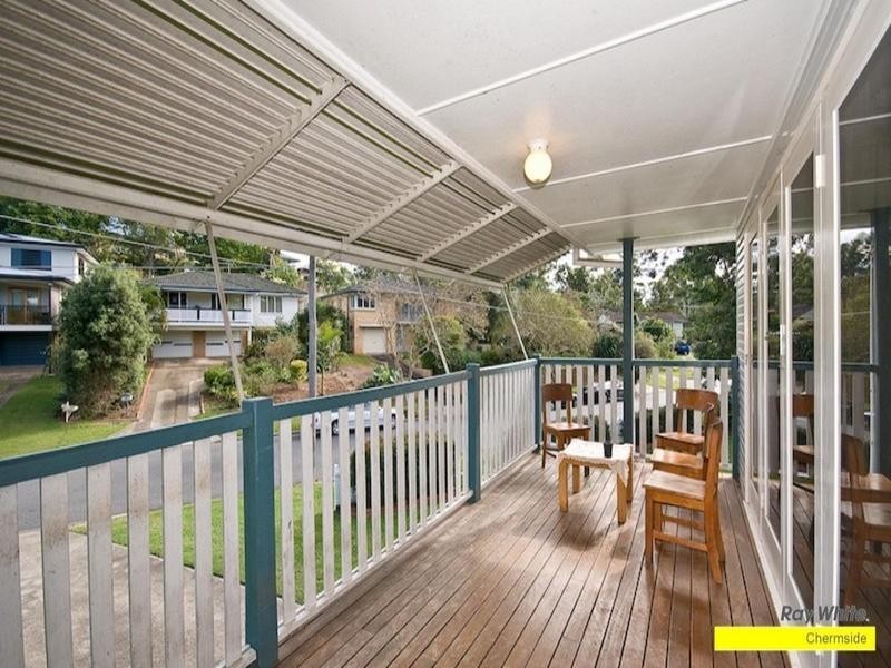 23 Cranbourne Street, Chermside West QLD 4032