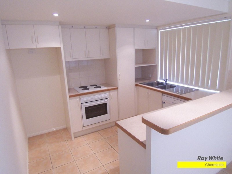 4/12 Greenbank Street, Chermside QLD 4032