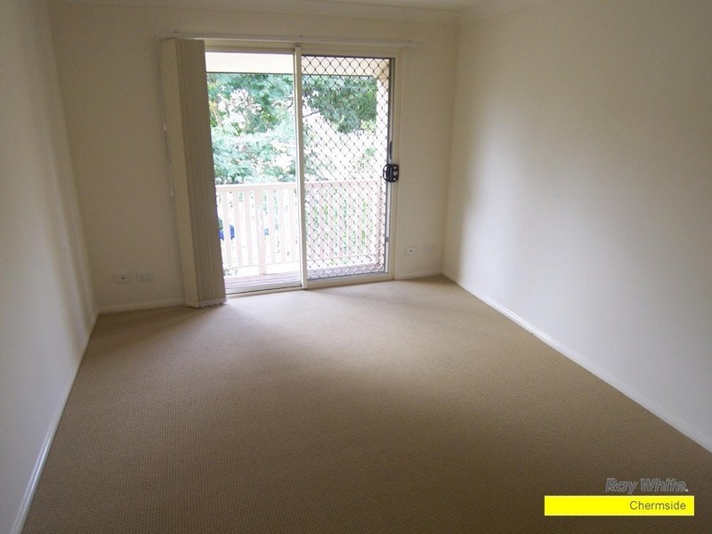 4/12 Greenbank Street, Chermside QLD 4032