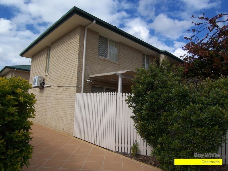 4/12 Greenbank Street, Chermside QLD 4032