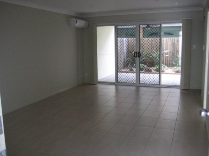 2/10 Church Road, Zillmere QLD 4034