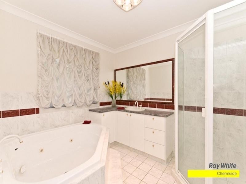 Bridgeman Downs QLD 4035