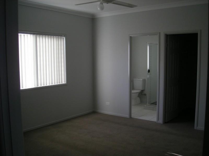 19 Singleton Place, Bald Hills QLD 4036