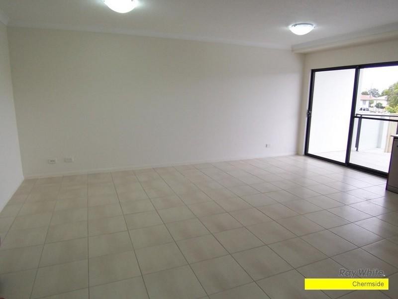 2/20 Rainey Street, Chermside QLD 4032