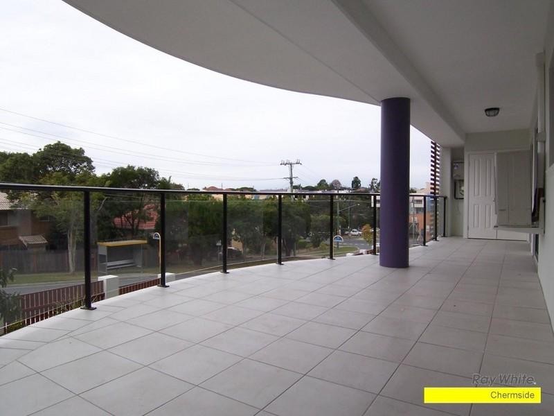 2/20 Rainey Street, Chermside QLD 4032