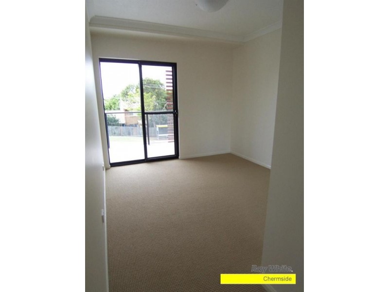 2/20 Rainey Street, Chermside QLD 4032